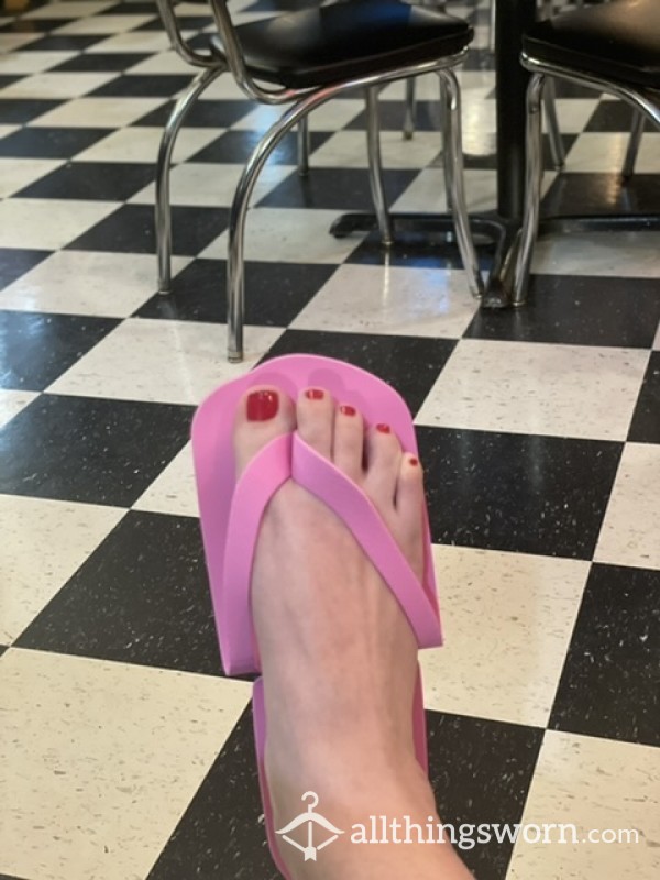 TWO Videos Of Me Getting A Pedicure