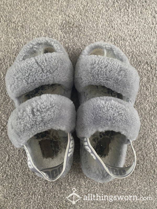 Ugg Size 3 Well Worn Dirty Slippers