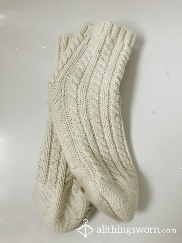 UNWASHED BED SOCKS - WELL WORN