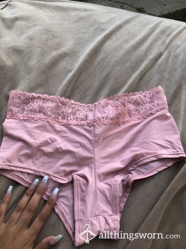 Unwashed Lace And No Show Boyshort Pantie🤤