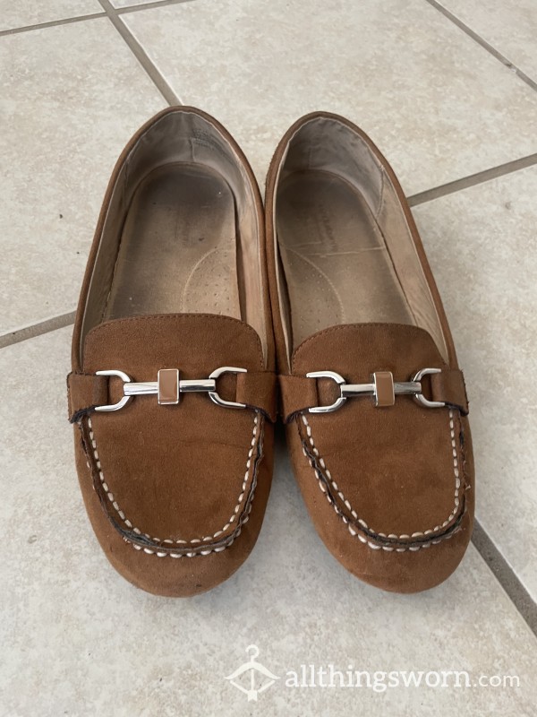 US Womens 10 Suede Loafers