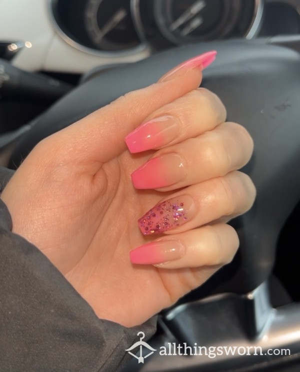 Used Acrylic Nails - Pink Ombré Valentine’s Day Set