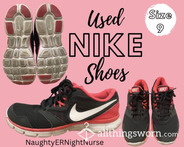 Used Black Nike Shoes ~size 9