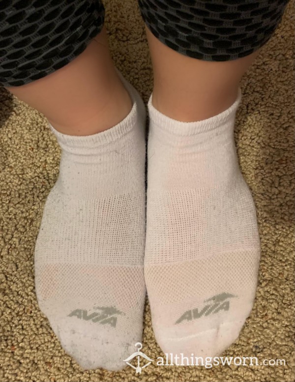 USED DIRTY SOCKS, Low Cut, Very Thin So They Hold Smell! Who Wants To Smell My Stinky Feet?