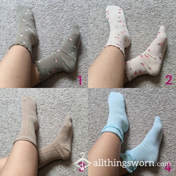 Used Feminine Quarter/Anklet Socks 🌷💐