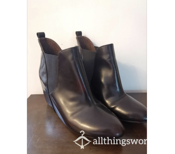 Used Leather Ankle Boots