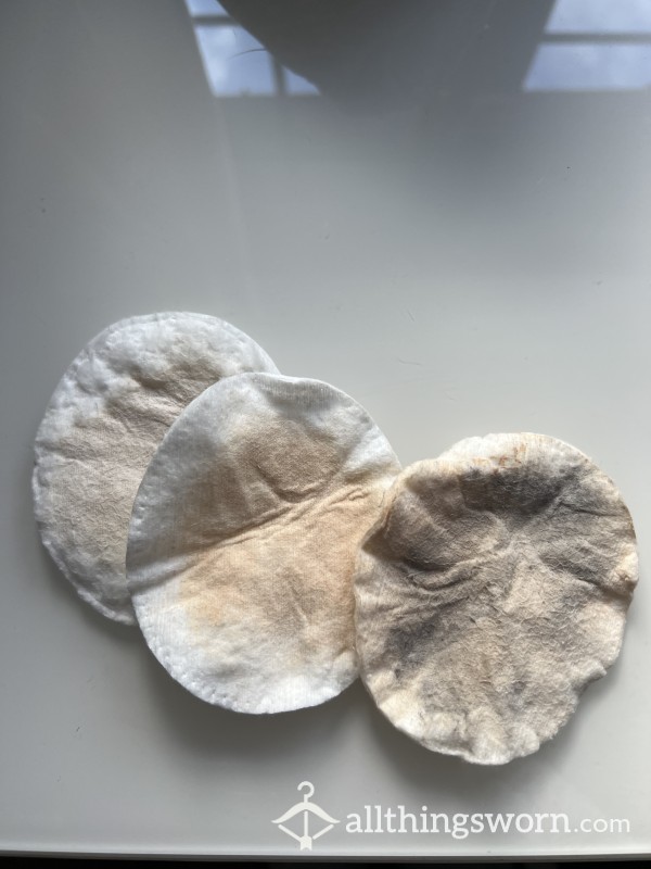 Used Makeup Wipes/ Cotton Pads