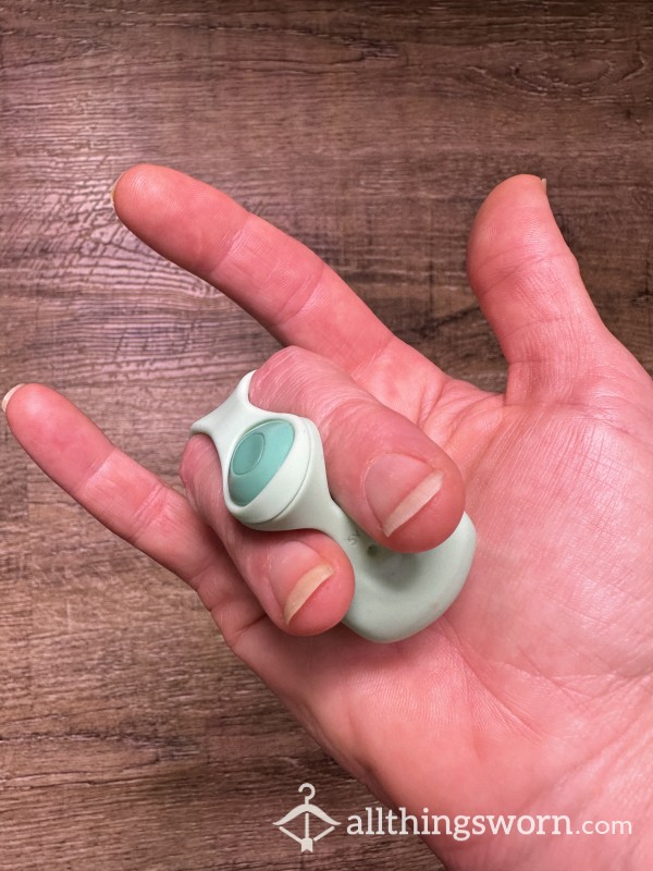 Used Mint Green Clit Vibrator With Finger Cuff