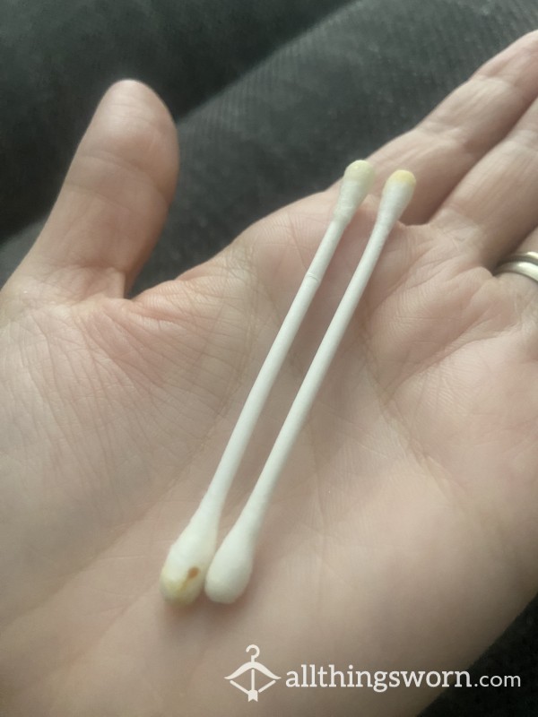 Used Q-tips/ Earbuds