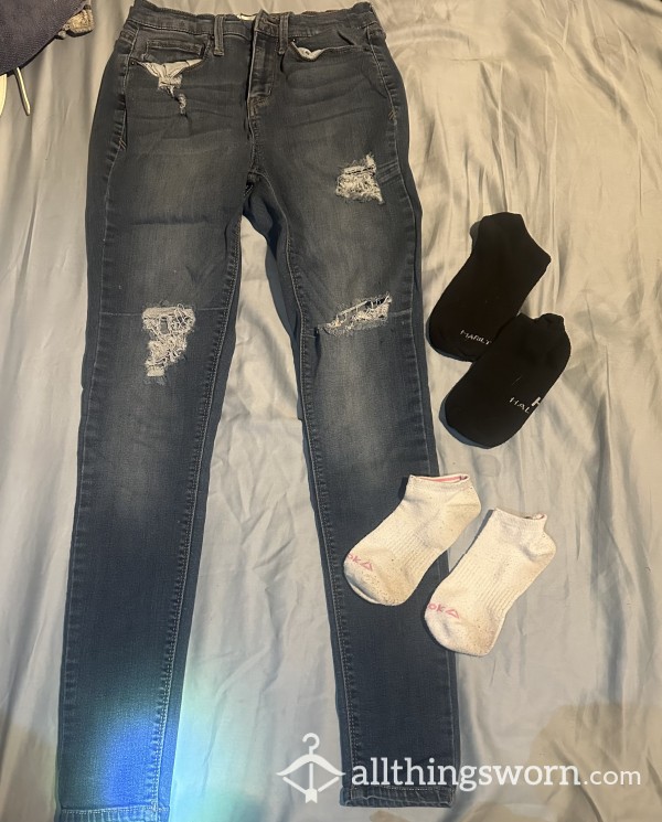 Used Sexy Skinny Jeans And 2 Pair Of Ankle Socks