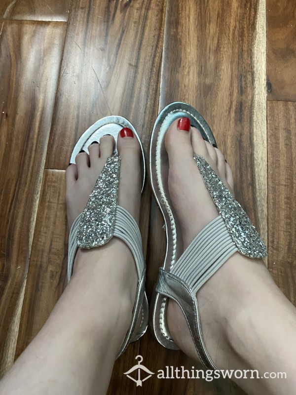 ✨Used Silver Strap Sandals With Silver Sparkles