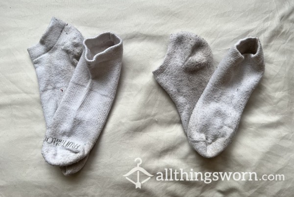 Used Thin White Ankle Socks