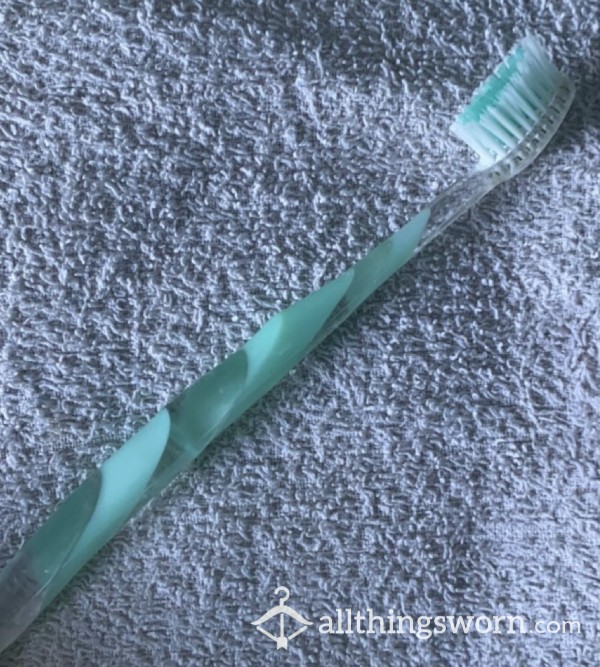 🦷🎀 Old Toothbrush ♡ Used ♡ £7 ♡ Add-On’s Available ♡ Humiliation Tasks ♡ Bathroom ♡