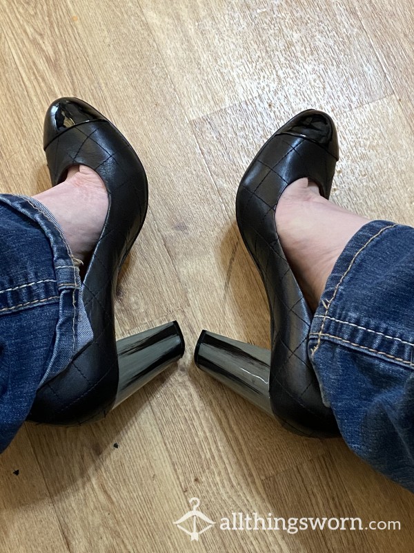 Used Women’s Ann Taylor Black High Heels 8.5M