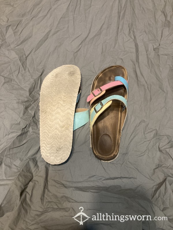 Used Women’s Sandals