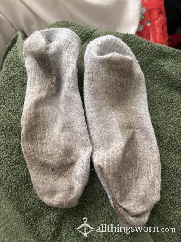 Very Dirty Worn Grey Trainer Socks 😍😍
