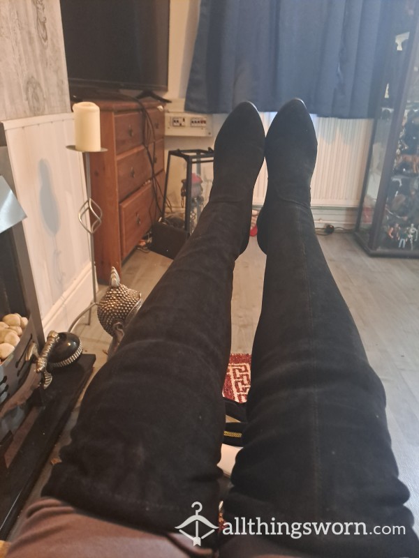 Very Nauty Thigh Boots Worn Badly Size 7