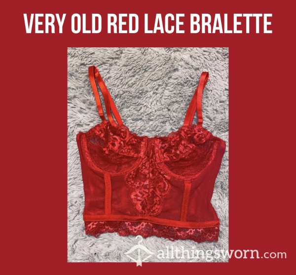 Very Old Red Lace Bralette🌹