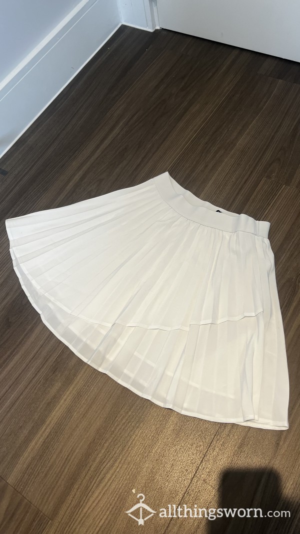 VERY USED AND SWEATY TENNIS SKIRT IN WHITE