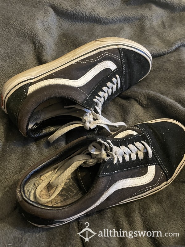 Very Used Smelly Vans
