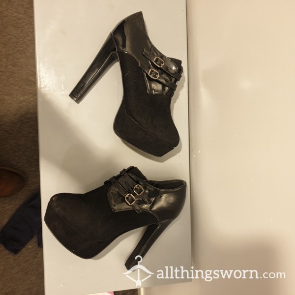 Very Well Used Size 6 Sexy Black Heels