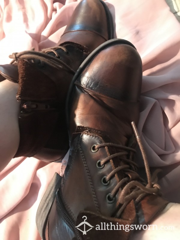 Very Well-worn Brown Leather Booties Size Uk8