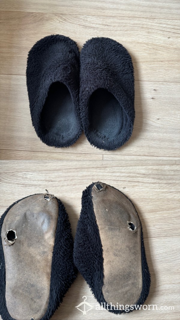 Very Well Worn Size 8 Fluffy Slippers