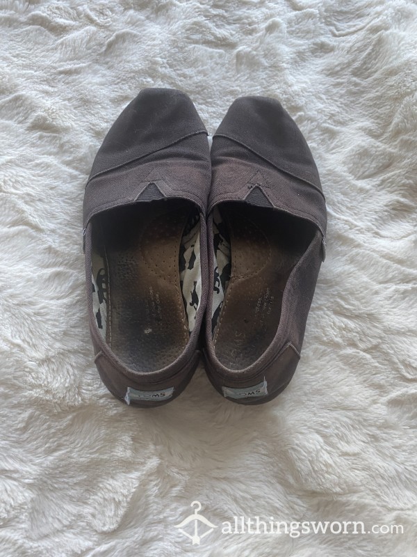 VERY Well-Worn Toms Shoes With Sweat Marks
