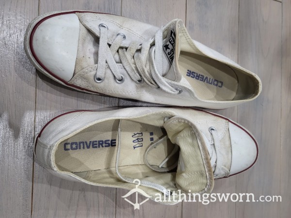 Very Well Worn With Bare Feet Converse