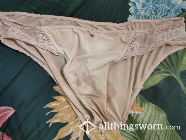 Very Wet Cum In And Squirtted On. Cream Size 18 Panties / Knickers. Been Worn For 24 Hour's. Taking Off In The Morning Fresh To Post. Free Request. 💯💦💦💦£15