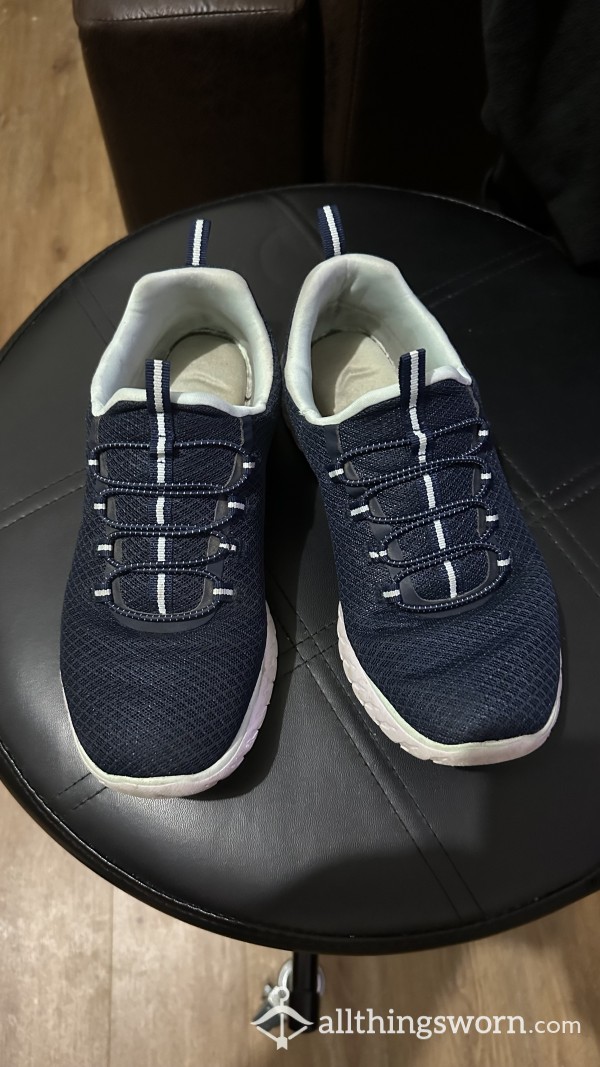 Very Worn Blue Sneakers Size 8