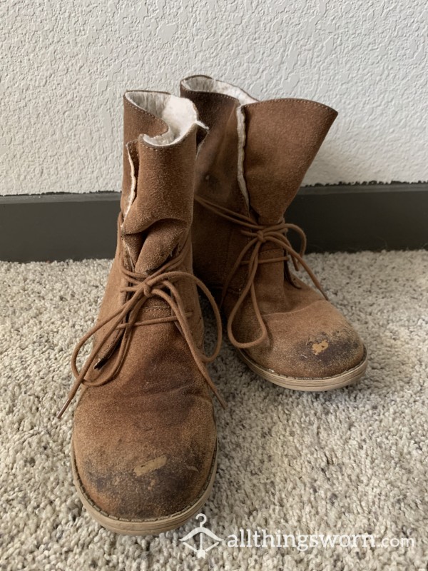 VERY WORN BOOTS | Sz 9 | Worn For 8 Yrs | Old Boots