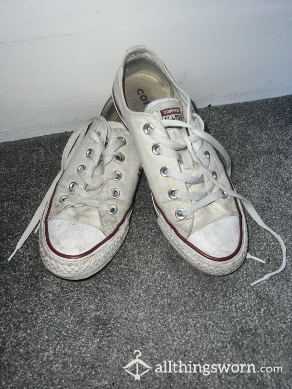 Very Worn & Dirty Converse Size 4