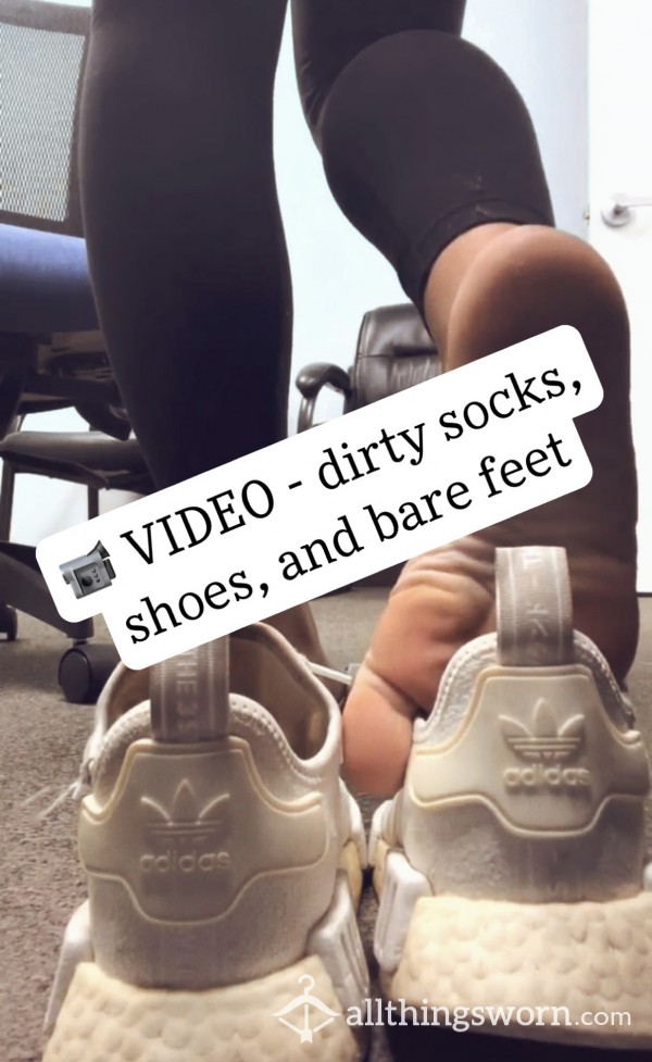 VIDEO 4 Min Of Dirty Sneakers, Dirty Socks, And Bare Feet
