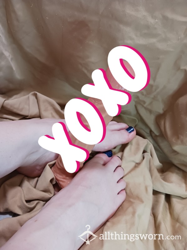 Video Of Giving My 10 Inch Dildo A Footjob, Feet View
