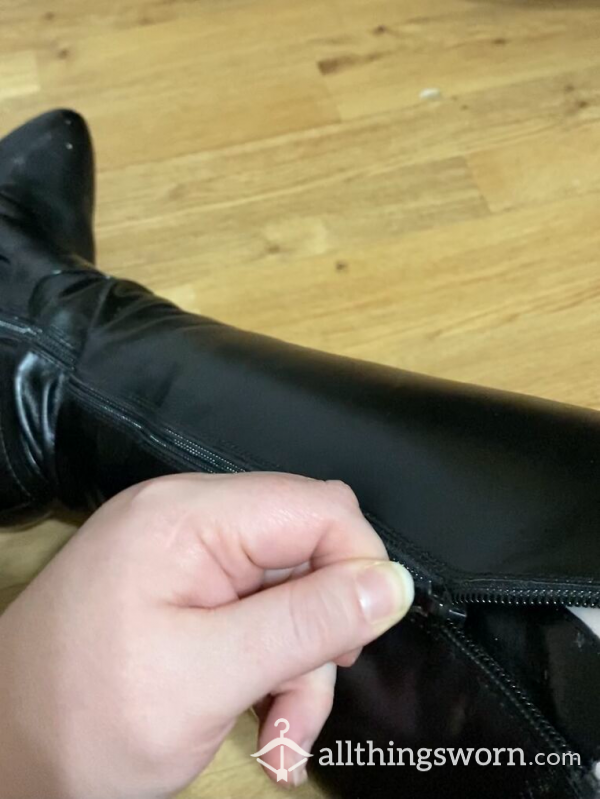 Video Of Me Unzipping My Boots