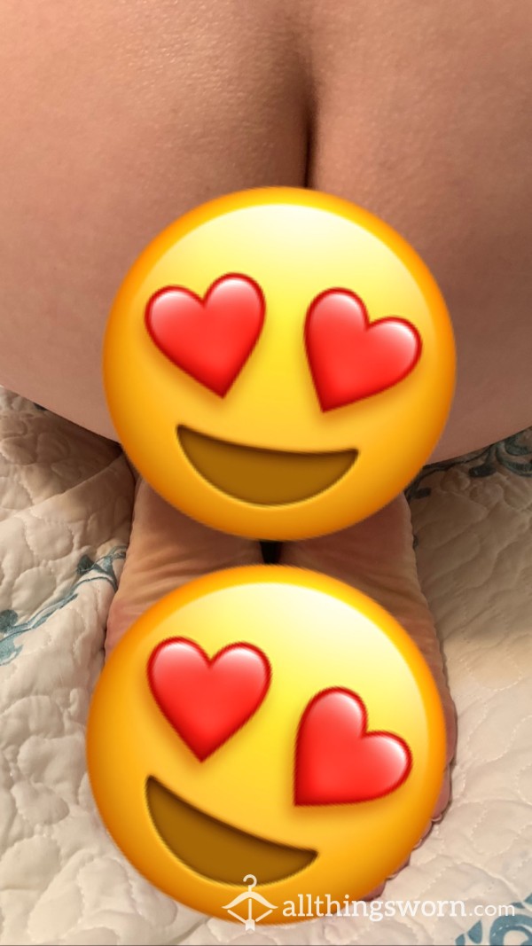 Want Feet And Cheeks 👣🍑 😏