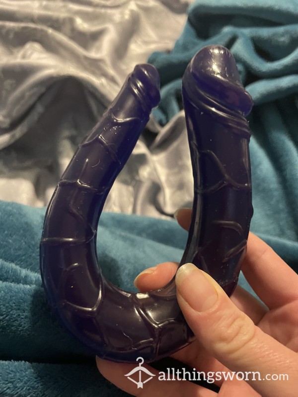 Well Used Double Ended Dildo With A Premade Video Of Me Using It 😈