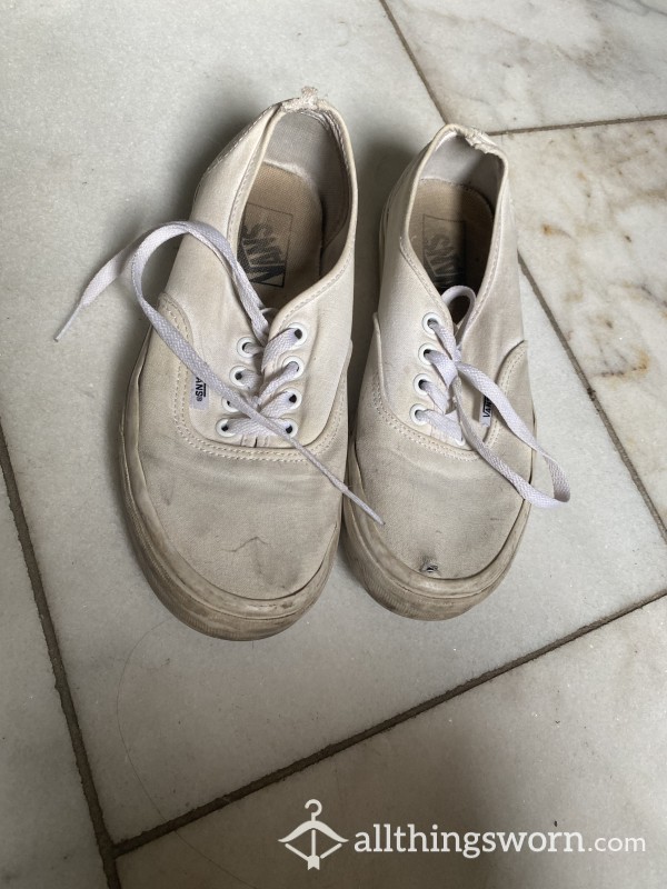 Well Used Lace Up White Vans 1