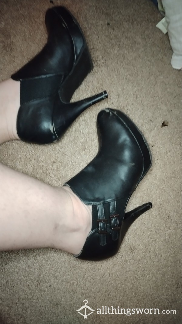 Well-worn Black Booties 8.5