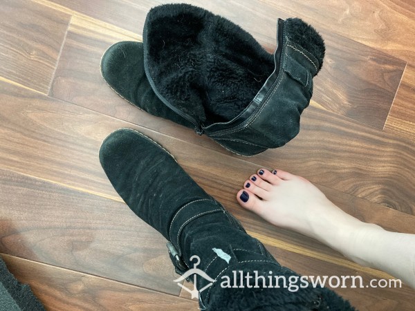 Well-worn, Black, Leather And Fur Winter Boots