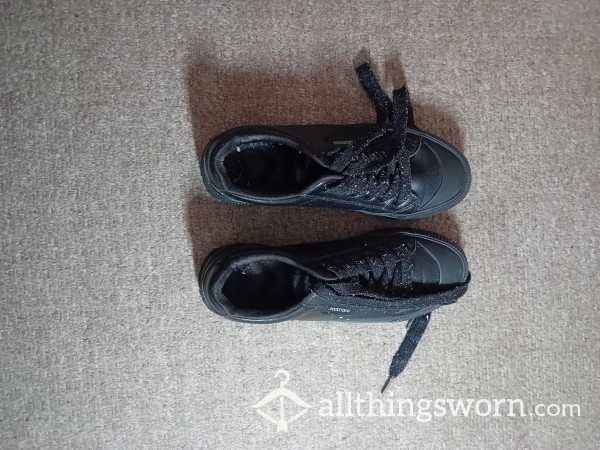 Well-worn Cheery Sport Black Trainers Size 4