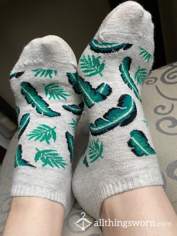 🌿Well-worn Cute Ankle Socks 🌿