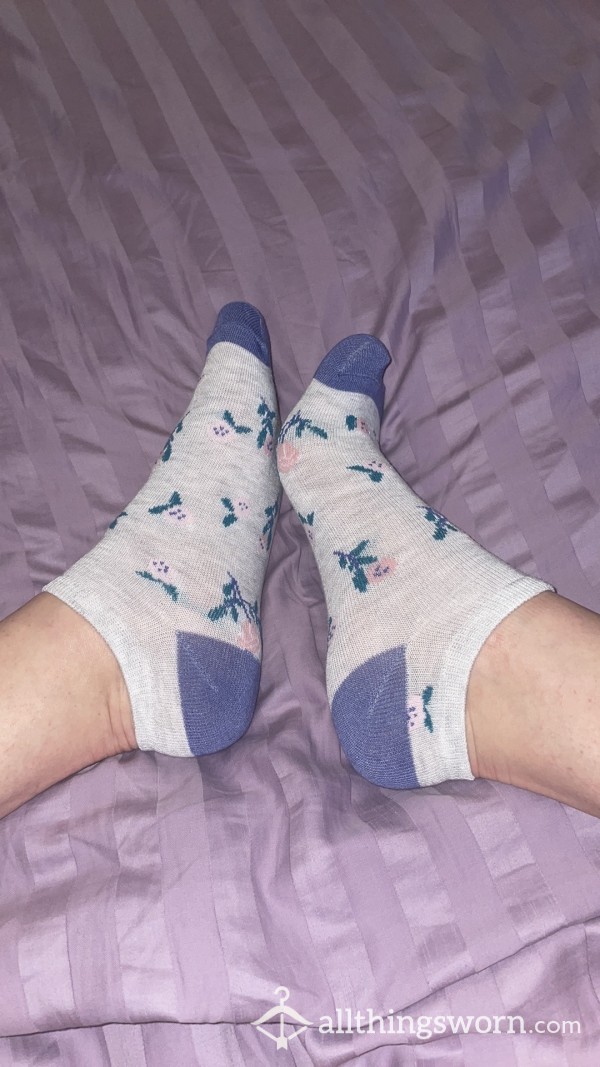 Stinky Smelly Dirty Cute Socks (surprise Pair)