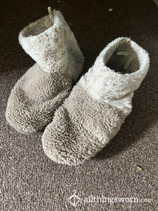 Well Worn Dirty Smelly Boot Style Slippers