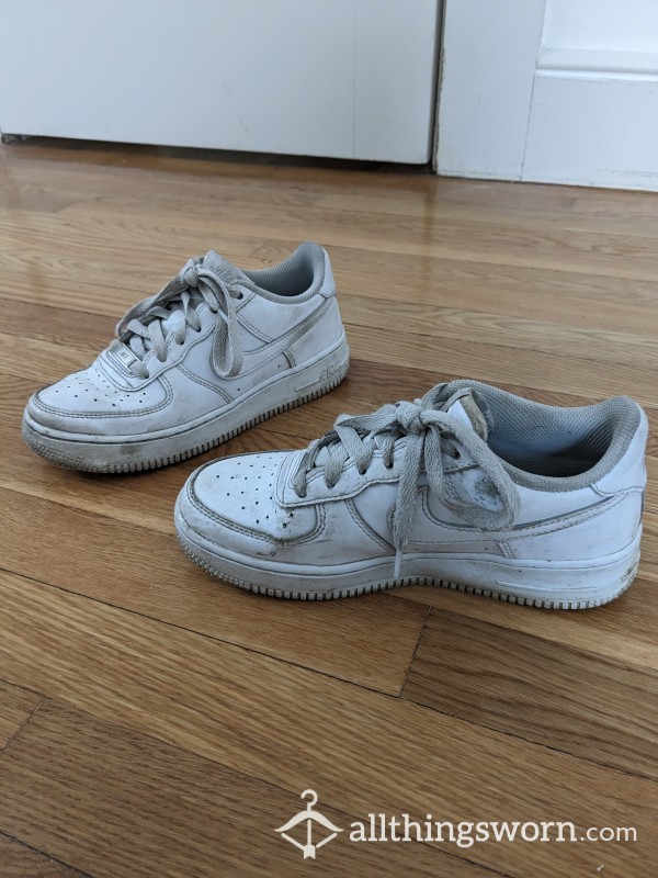 Well Worn, Dirty, Smelly Nike Air Force 1 Sneakers. Small Feet!
