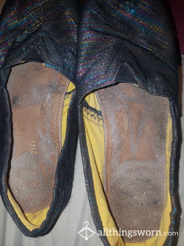 Well Worn, Dirty,smelly Womens Flats