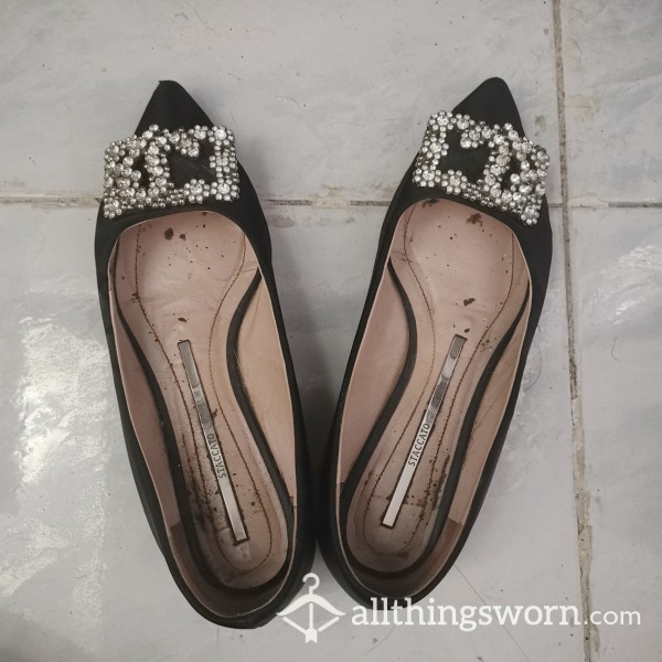 Well Worn Flats From Designer Brand With Silk Outside And Real Leather Inside