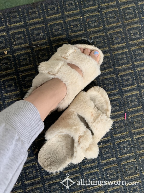 Well Worn, Fuzzy, Cream Colored House Sandals