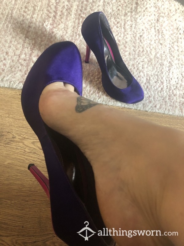 Well Worn High Heel Stilettos Size 6•party•purple•shoes•dirty•worn•